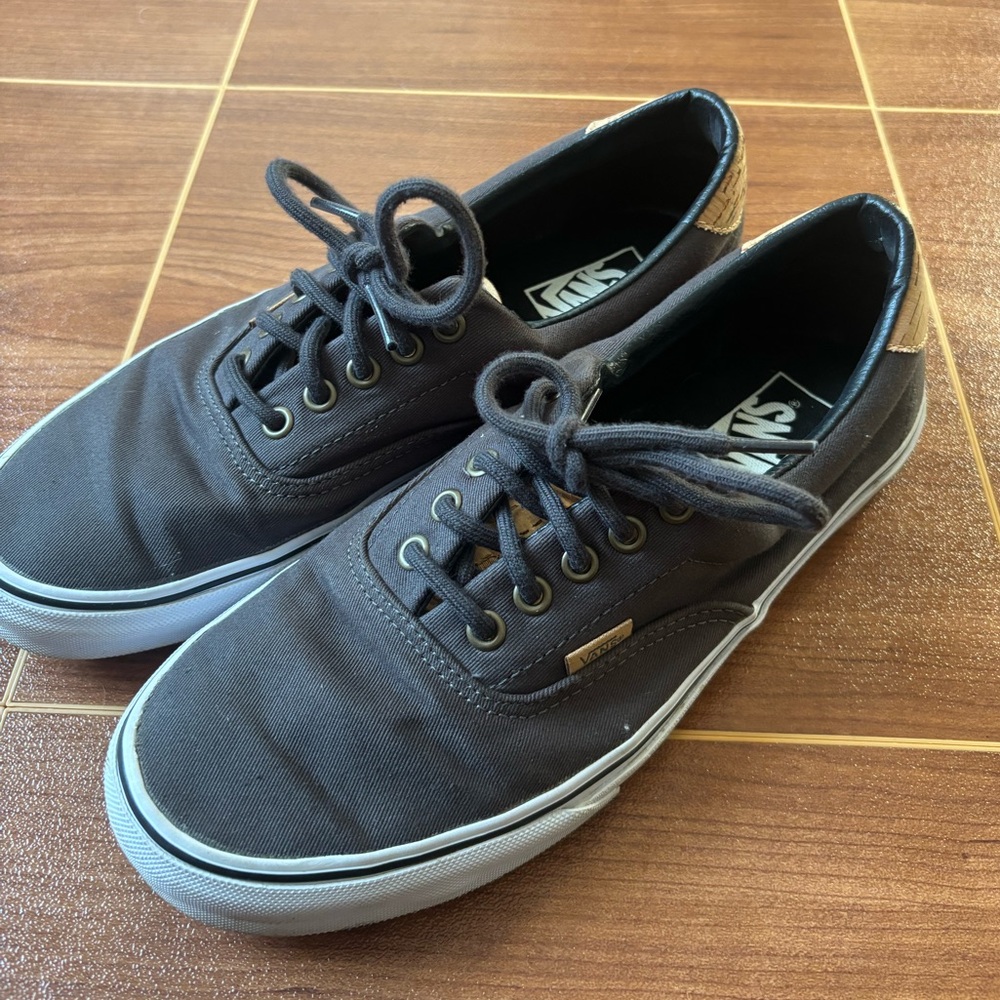 Vans Men's Dark Canvas Sneakers size 9